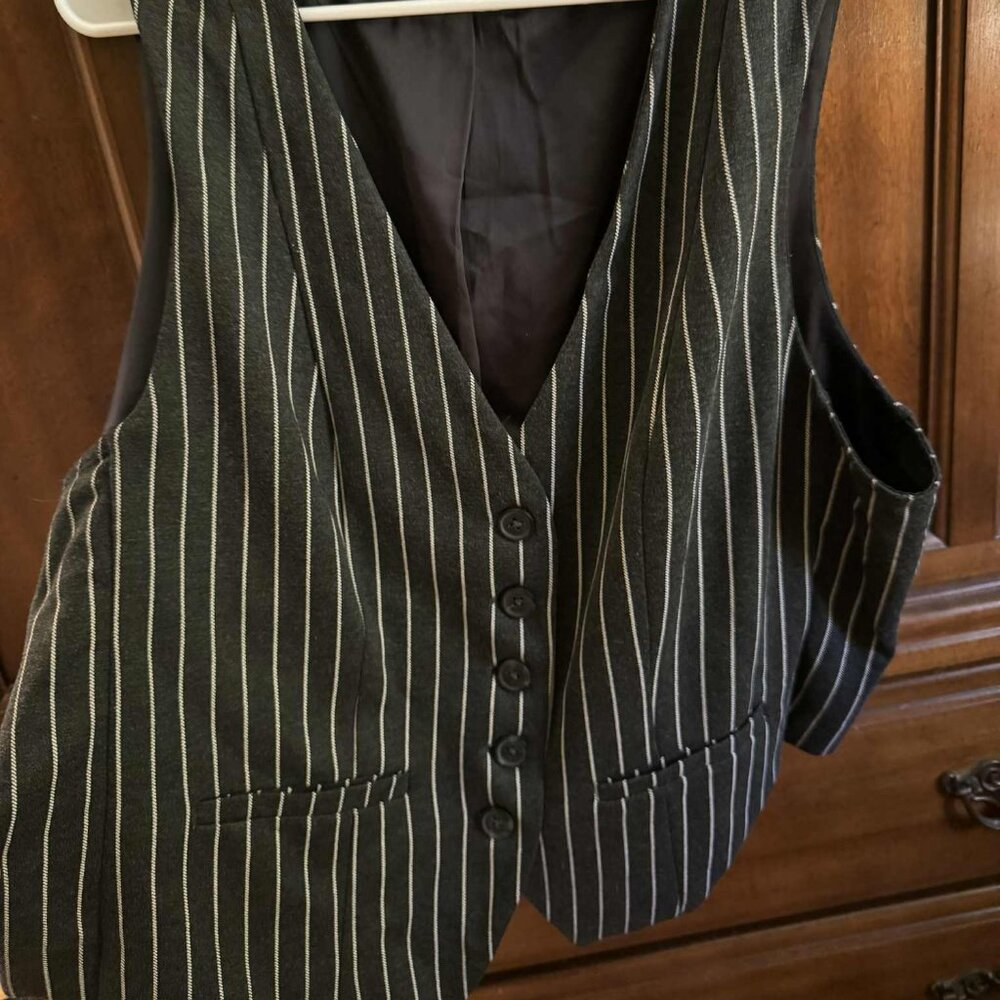 Studio by Torrid Pinstripe Vest | Size 1